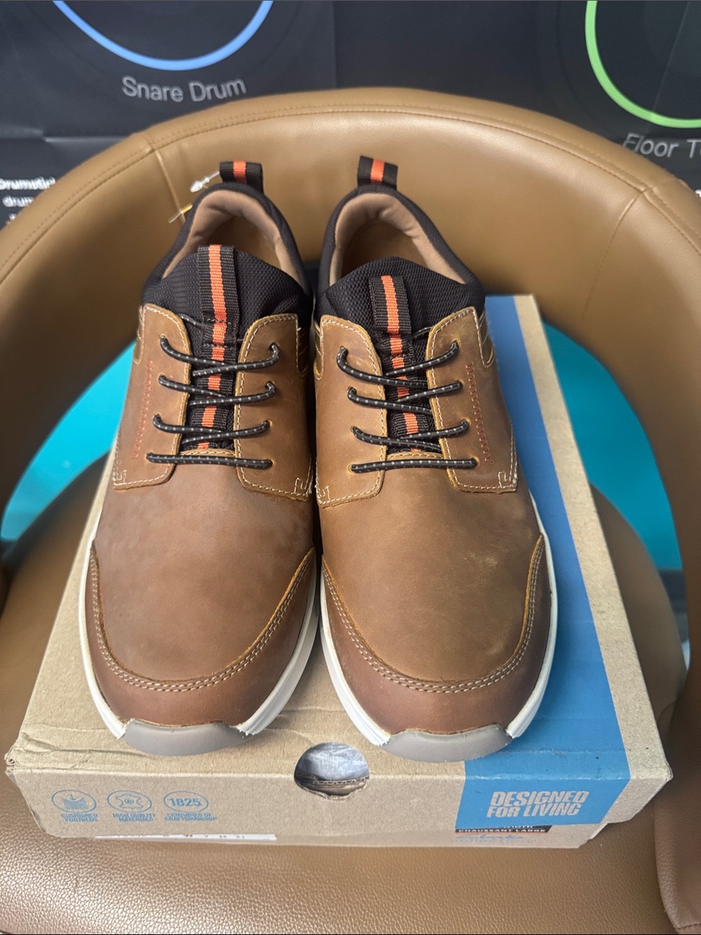 Men's Casual Brown Leather-Look Lace-Up Sneakers